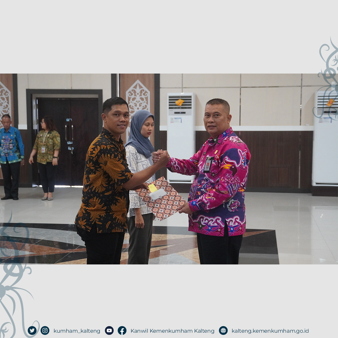 apel_sore_dan_Pemberian_Penghargaan_Pegawai_Teladan_3.jpg